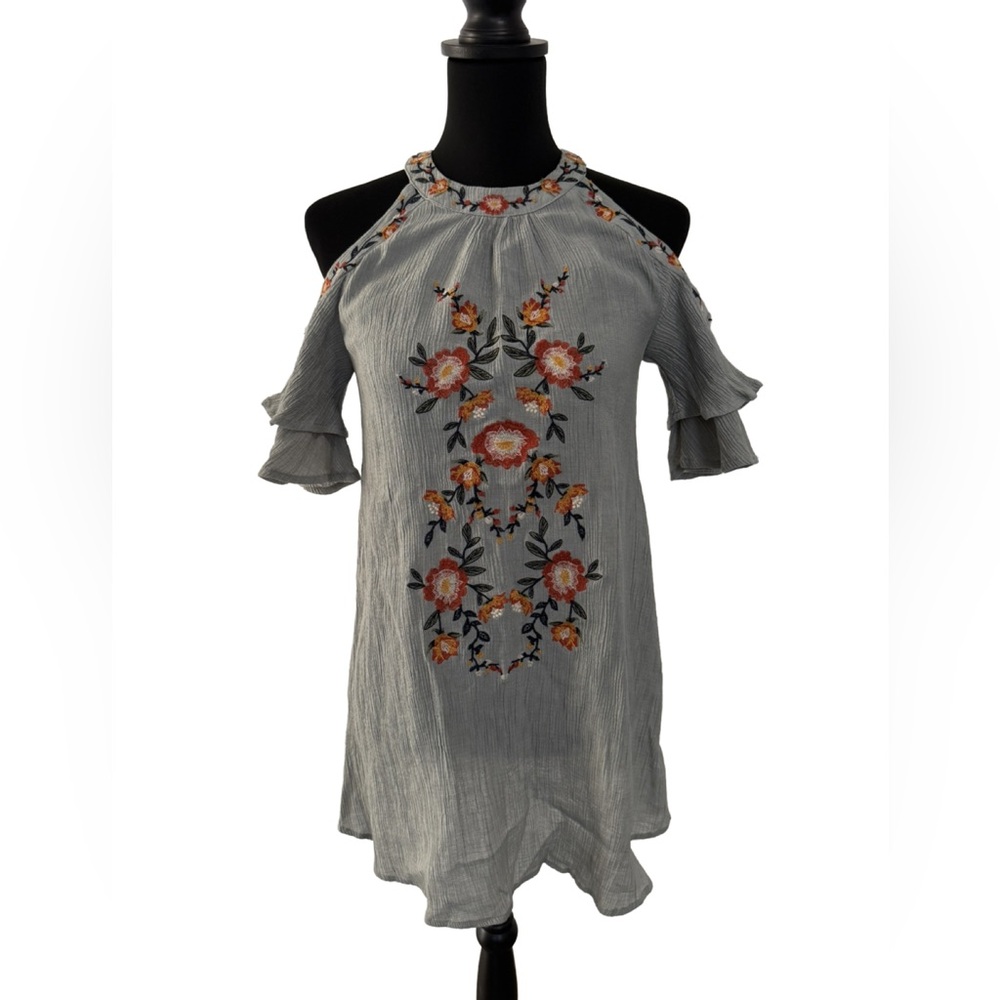 Blu Pepper Gray Floral Cold Shoulder Top